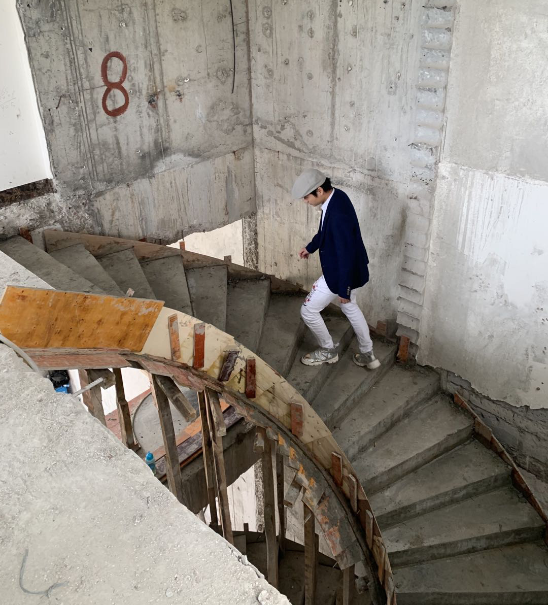 欧阳泽工地巡视